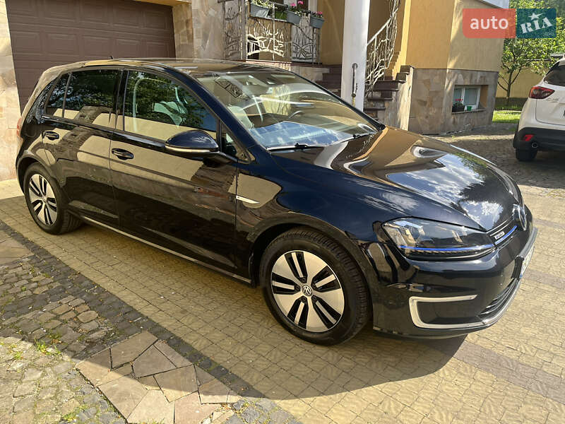 Хэтчбек Volkswagen e-Golf 2015 в Львове фото 6 Хэтчбек Volkswagen e-Golf 2015 в Львове