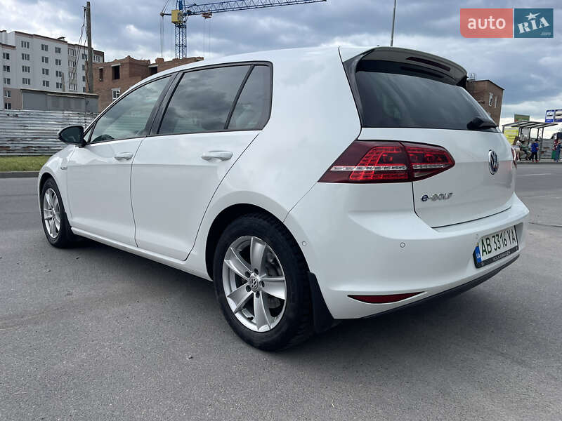 Хэтчбек Volkswagen e-Golf 2014 в Виннице
