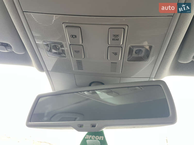 Хэтчбек Volkswagen e-Golf 2014 в Виннице