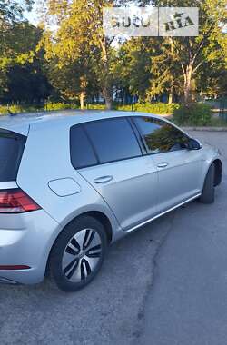 Хетчбек Volkswagen e-Golf 2019 в Ковелі