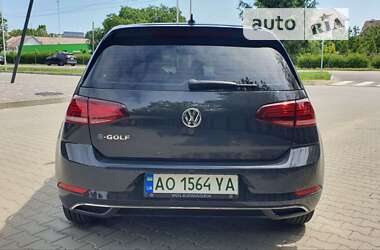 Хетчбек Volkswagen e-Golf 2018 в Ужгороді