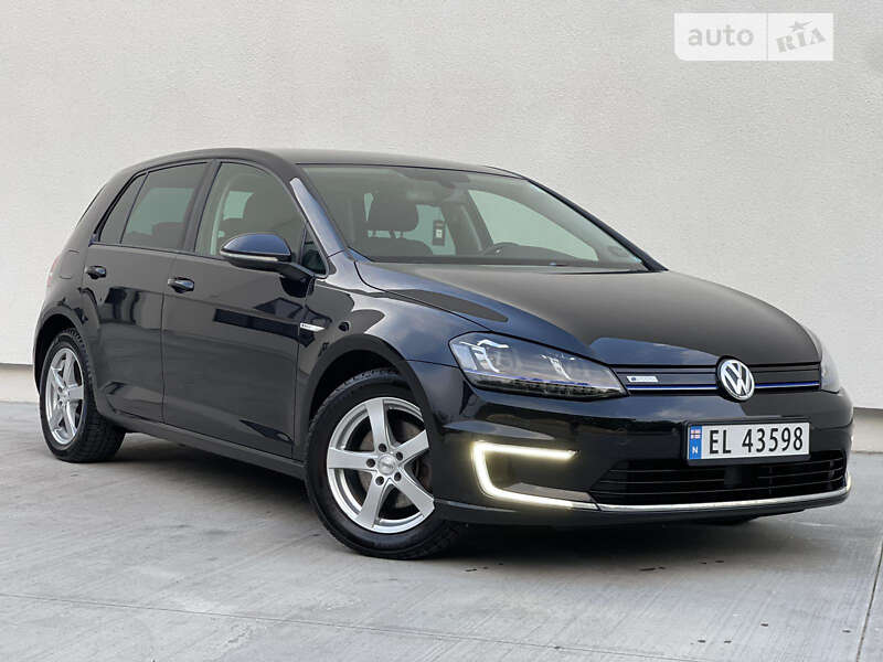 Хэтчбек Volkswagen e-Golf 2015 в Луцке