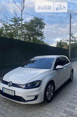 Хетчбек Volkswagen e-Golf 2014 в Ужгороді