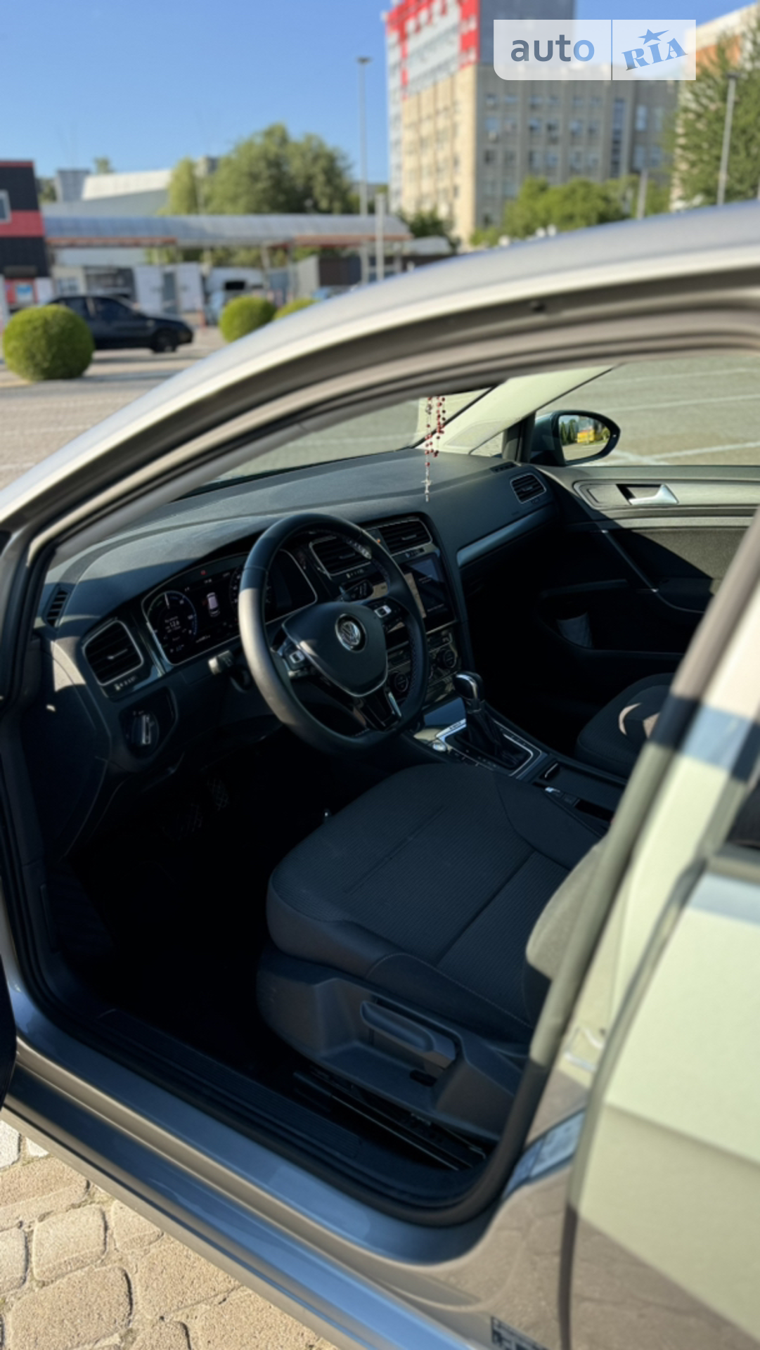 2017 Volkswagen Golf - мініатюра 12