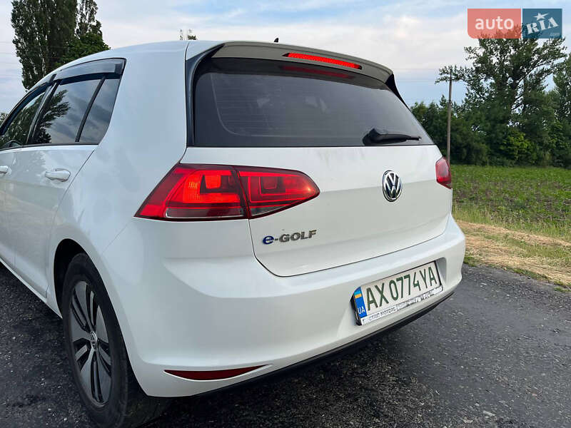 Хэтчбек Volkswagen e-Golf 2015 в Харькове