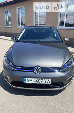 Хэтчбек Volkswagen e-Golf 2019 в Днепре