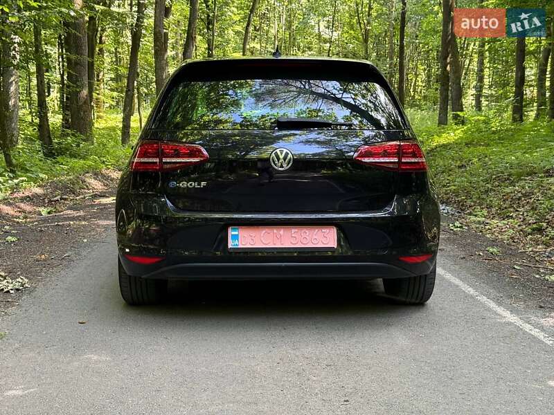 Хэтчбек Volkswagen e-Golf 2015 в Луцке