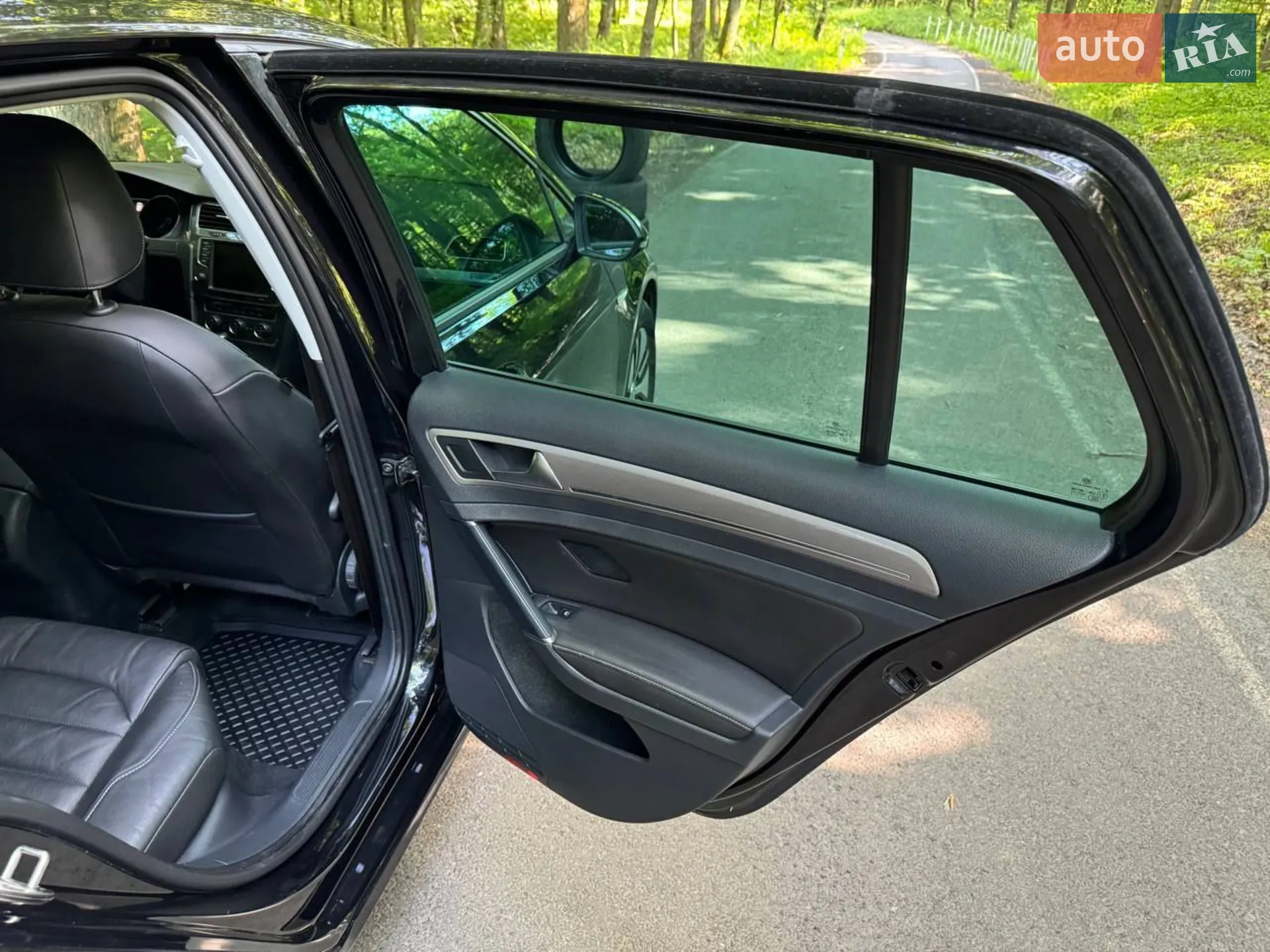 2015 Volkswagen Golf - мініатюра 30