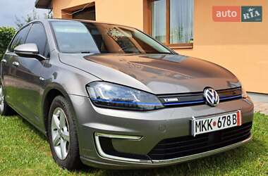 Хэтчбек Volkswagen e-Golf 2015 в Дрогобыче