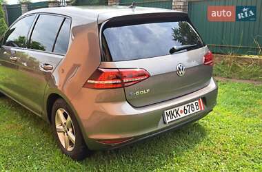 Хэтчбек Volkswagen e-Golf 2015 в Дрогобыче