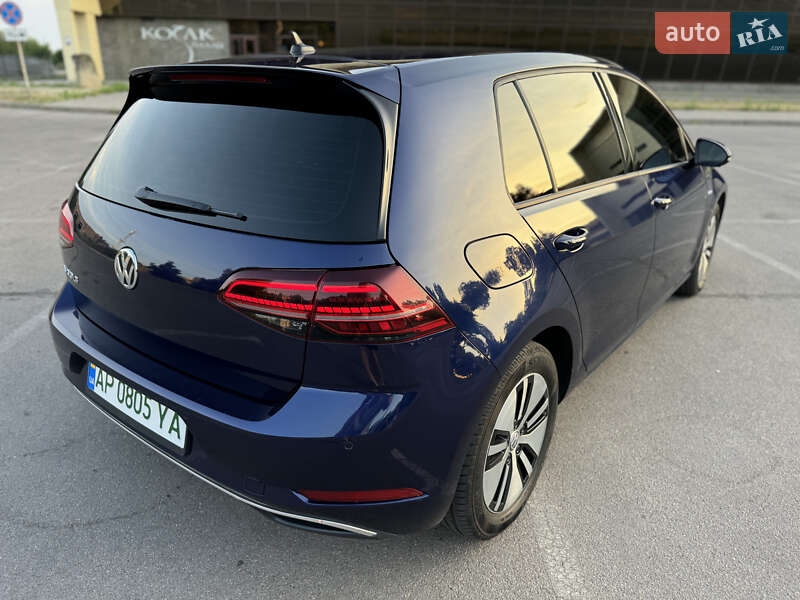 Хэтчбек Volkswagen e-Golf 2018 в Запорожье