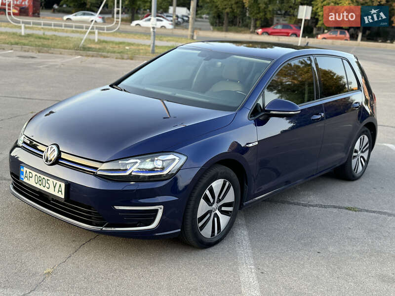 Хэтчбек Volkswagen e-Golf 2018 в Запорожье