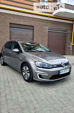 Хетчбек Volkswagen e-Golf 2016 в Житомирі