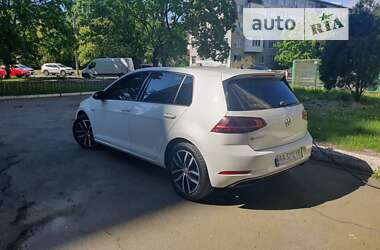 Хетчбек Volkswagen e-Golf 2019 в Києві