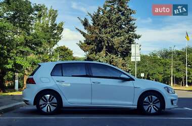 Хетчбек Volkswagen e-Golf 2016 в Миколаєві