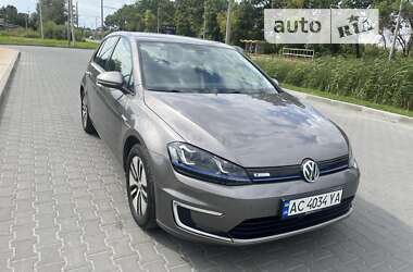 Хэтчбек Volkswagen e-Golf 2015 в Луцке