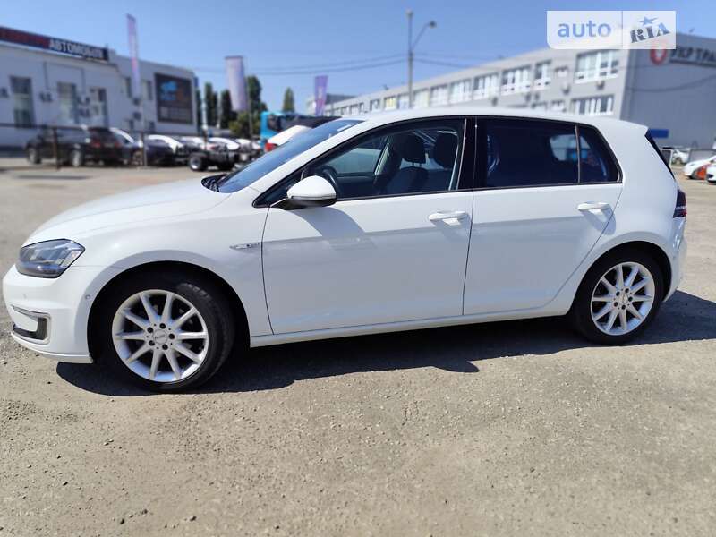 Volkswagen e-Golf 2014