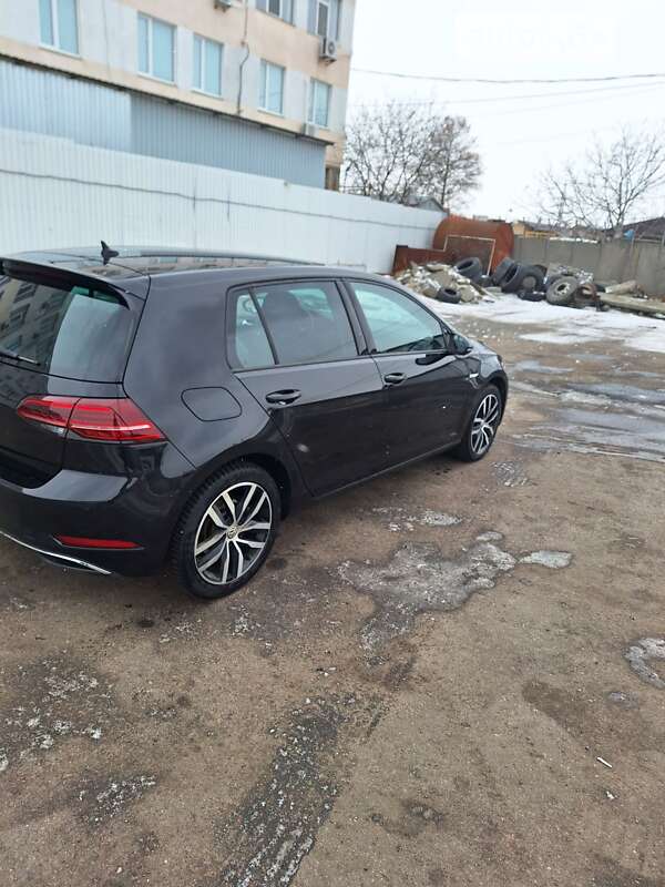 Хетчбек Volkswagen e-Golf 2019 в Миколаєві