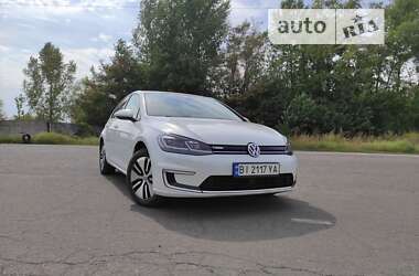 Хэтчбек Volkswagen e-Golf 2017 в Полтаве