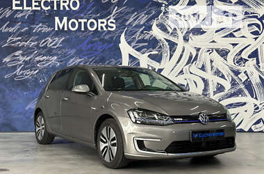 Хетчбек Volkswagen e-Golf 2015 в Якушинці