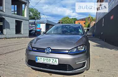 Хэтчбек Volkswagen e-Golf 2014 в Коломые