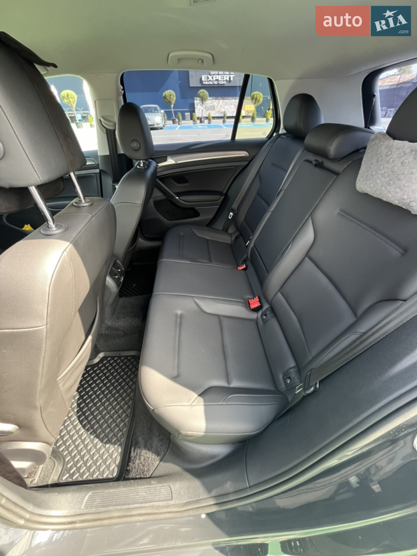 2017 Volkswagen Golf - мініатюра 10