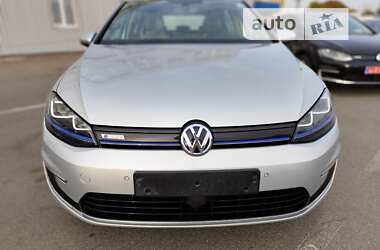 Хэтчбек Volkswagen e-Golf 2015 в Киеве