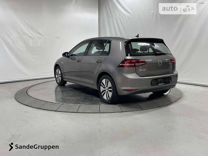 Хетчбек Volkswagen e-Golf 2015 в Красилові