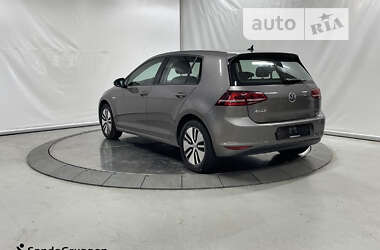 Хэтчбек Volkswagen e-Golf 2015 в 