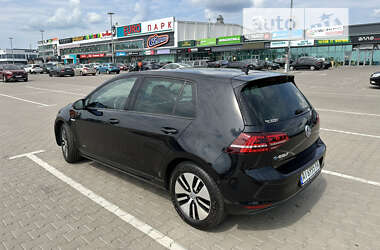Хэтчбек Volkswagen e-Golf 2015 в Софиевской Борщаговке