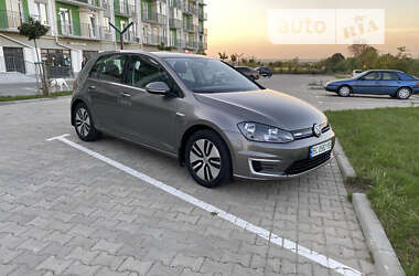 Хэтчбек Volkswagen e-Golf 2015 в Львове