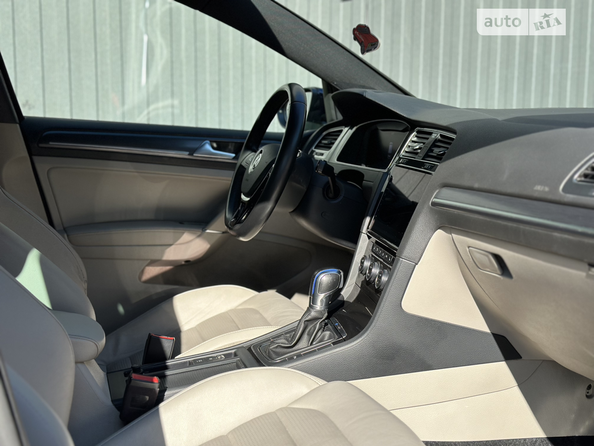 2017 Volkswagen Golf - мініатюра 15