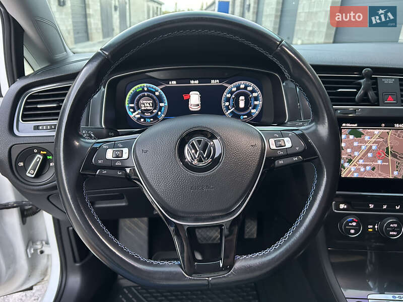 Хетчбек Volkswagen e-Golf 2018 в Кривому Розі