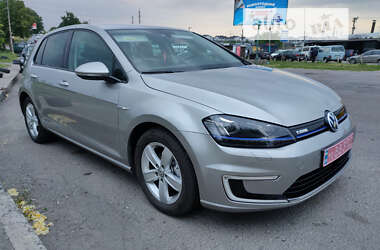 Хетчбек Volkswagen e-Golf 2016 в Рівному