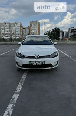 Хэтчбек Volkswagen e-Golf 2015 в Львове