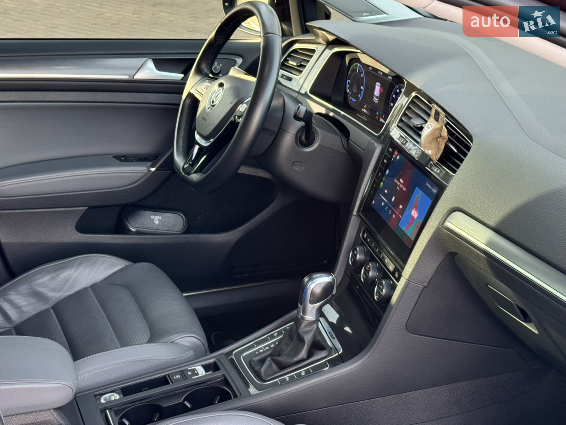 2018 Volkswagen Golf - мініатюра 9