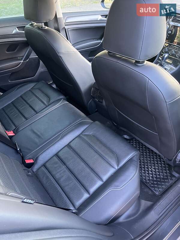 Хетчбек Volkswagen e-Golf 2019 в Запоріжжі