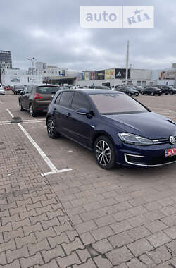 Хэтчбек Volkswagen e-Golf 2020 в Житомире