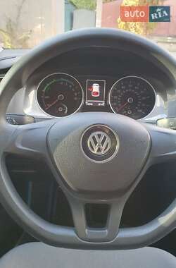 Хетчбек Volkswagen e-Golf 2015 в 