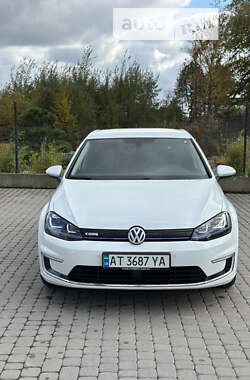 Хетчбек Volkswagen e-Golf 2015 в Івано-Франківську