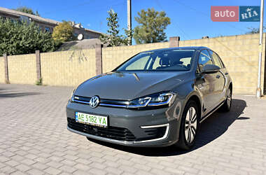 Хетчбек Volkswagen e-Golf 2019 в Кам'янському