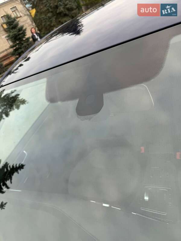 Хетчбек Volkswagen e-Golf 2020 в Івано-Франківську