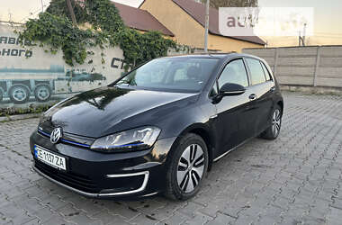 Хетчбек Volkswagen e-Golf 2015 в Новоселиці