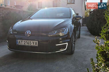 Хэтчбек Volkswagen e-Golf 2014 в Ивано-Франковске