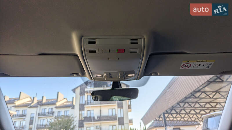 Хетчбек Volkswagen e-Golf 2017 в Рівному