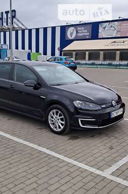 Хетчбек Volkswagen e-Golf 2016 в Дрогобичі