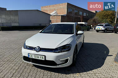 Хетчбек Volkswagen e-Golf 2020 в Чернівцях