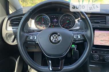 Хетчбек Volkswagen e-Golf 2020 в Львові