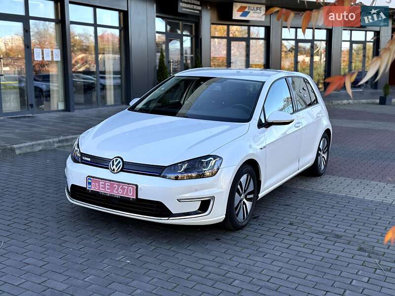 Хетчбек Volkswagen e-Golf 2015 в Луцьку