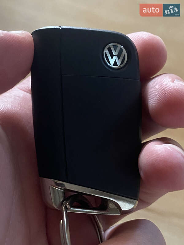 Хэтчбек Volkswagen e-Golf 2018 в Ровно